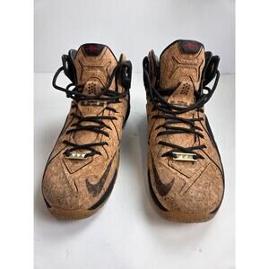 Nike LeBron 12 EXT Kings Cork Sz 9.0 768829-100 Shoes